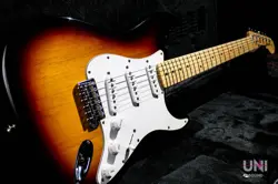 ‘70S STRATOCASTER 2004