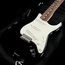 ACOUSTIC GUITAR 2022