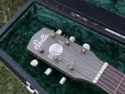 GUITAR USED RARE