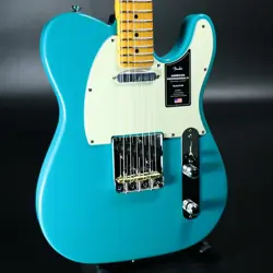 NEW FENDER / AMERICAN PROFESSIONAL II TELECASTER MAPLE MIAMI BLUE S/N US24057102