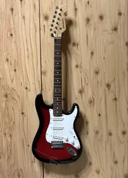 SELDER STRATOCASTER ELECTRIC GUITAR SUNBURST FENDER HEAD