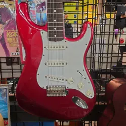 USED RELIC STRAT