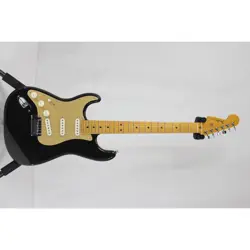 ULTRA STRATOCASTER LH