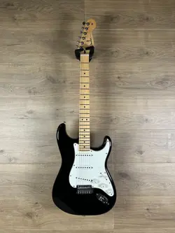 FENDER PLAYER STRATOCASTER
