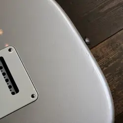 STRATOCASTER HSS BLIZZARD