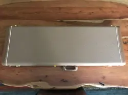 BROWN AMERICAN DELUXE