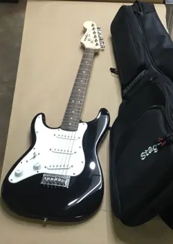 SQUIER BY FENDER MINI STRAT  GUITAR 3/4 SIZED 6 STRING ELECTRIC GUITAR LEFT HAND