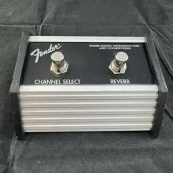 FENDER AMP CHANNEL SELECT SELECTOR PEDAL REVERB 0028122000 2 BUTTON