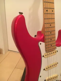 STRATOCASTER RED MADE