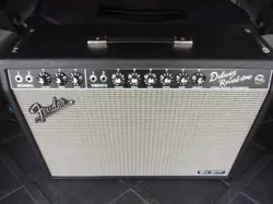 MINT HARDLY USED FENDER TONE MASTER DELUXE REVERB COMBO AMP W/ COVER & SWITCH