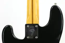 PRECISION BASS FRETLESS