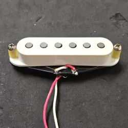 2000 FENDER USA STRATOCASTER ALNICO V MIDDLE PICKUP - AMERICAN STRAT GUITAR