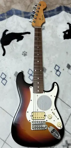 USED FENDER ST-CHAMP AMPLIFIER CONFIRMED WORKING WITHOUT CASE