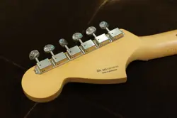 MUSTANG MAPLE FINGERBOARD