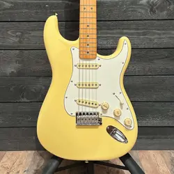 FENDER VINTERA II '70S STRATOCASTER ELECTRIC GUITAR 2024 - VINTAGE WHITE