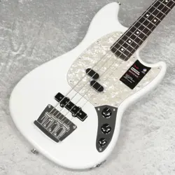 FENDER  AMERICAN PERFORMER MUSTANG BASS ROSEWOOD FINGERBOARD ARCTIC WHITE 4.00KG