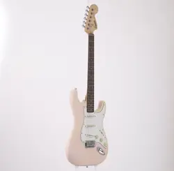 SERIES STRATOCASTER LAUREL