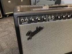 FENDER  64 CUSTOM DELUXE REVERB HAND WIRED