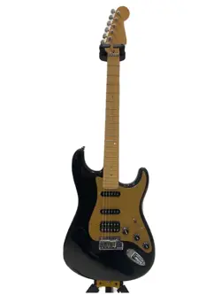 AM DLX STRAT HSS AMERICAN DELUXE STRAT HSS/STRATOCASTER/BLACK/FENDER/AMEDEL
