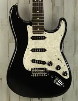 USED FENDER 70TH ANNIVERSARY PLAYER STRATOCASTER (858)