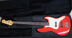 (RI3) 1995 FENDER JAZZ BASS 4-STRING - RED W/CASE
