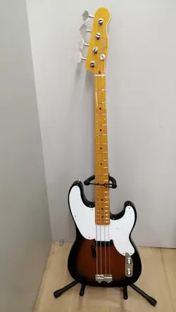 GUITAR NECK ADJUSTED