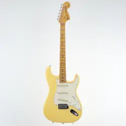 YELLOW WHITE STRATOCASTER