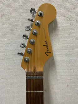 STRATOCASTER S/N