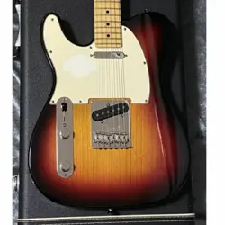 LEFT-HANDED FENDER USA
