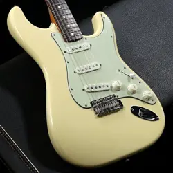 LATE 1960S STRATOCASTER