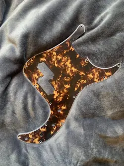 PICKGUARD FOR PREVE