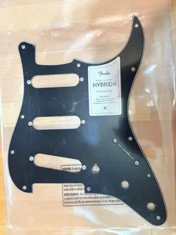 HYBRID II PICKGUARD