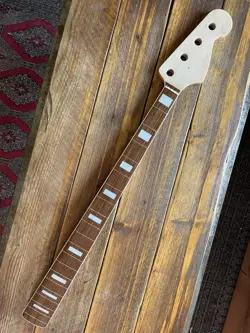 FRETBOARD BINDING