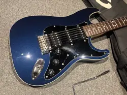 FENDER AERODYNE II STRATOCASTER HSS ELECTRIC GUITAR MADE IN JAPAN BLUE