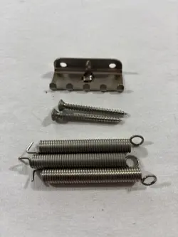 STANDARD MIM TREMOLO