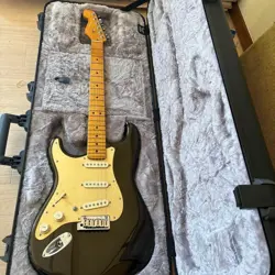 FENDER 75TH ANNIVERSARY ULTRA STRATOCASTER LEFT-HANDED GUITAR FROM JAPAN
