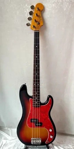 USED  FENDER JAPAN PB62 1995 1996