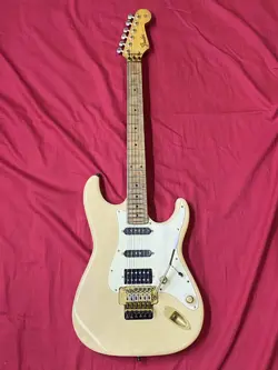 FENDER JAPAN STR-75R E SERIAL STRATOCASTER 1980'S FUJIGEN ELECTRIC GUITAR