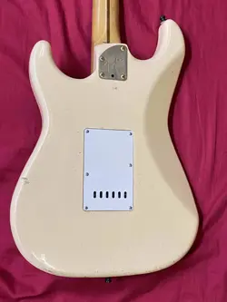 SERIAL STRATOCASTER