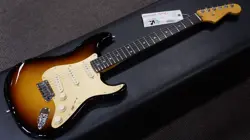 STRATOCASTER EBONY ULTRABURST