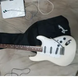 FENDER STRATOCASTER NO.LG1618