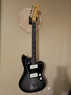 FENDER 2017 LIMITED EDITION AMERICAN PROFESSIONAL JAZZMASTER