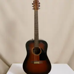 NATURAL 6-STRING USED