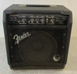 FENDER BASEMAN 25 BASS GUITAR AMP