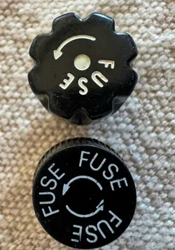 2 AUTHENTIC VINTAGE LITTELFUSE & BUSS FUSE HOLDER CAPS FOR FENDER TWEED ERA AMPS