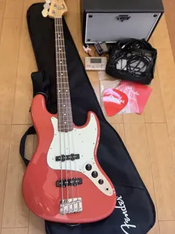 JAZZ BASS CORAL