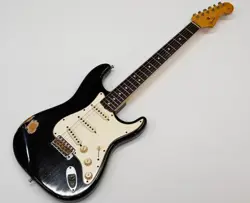 FENDER CUSTOM SHOP 1963 STRATOCASTER RELIC BLACK 2010 ELECTRIC GUITAR