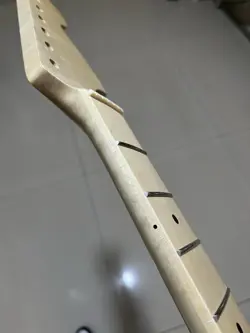 LARGE HEADSTOCK 22FRET MAPLE ELECTRIC GUITAR NECK SUITABLE FOR FENDER STRAT