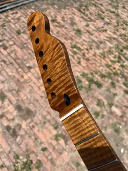 22FRET FENDER