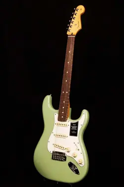 STRATOCASTER ROSEWOOD BIRCH